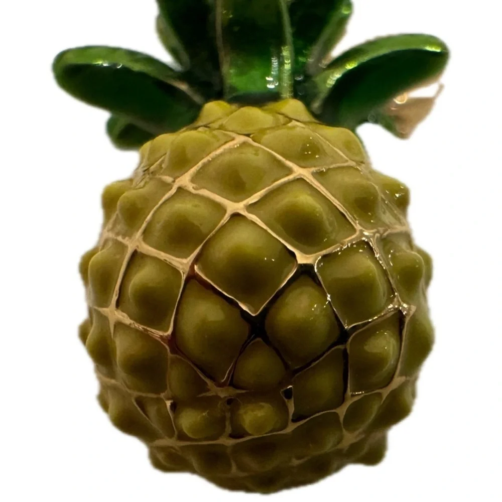 KATE SPADE PINEAPPLE CHARM HOW CHARMING BY THE POOL HOW REFRESHING NO BRACELET - Picture 3 of 8
